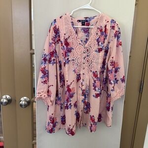 Roamans‎ Women's 20W Pink Floral V-Neck Crochet Trim Button Up Blouse